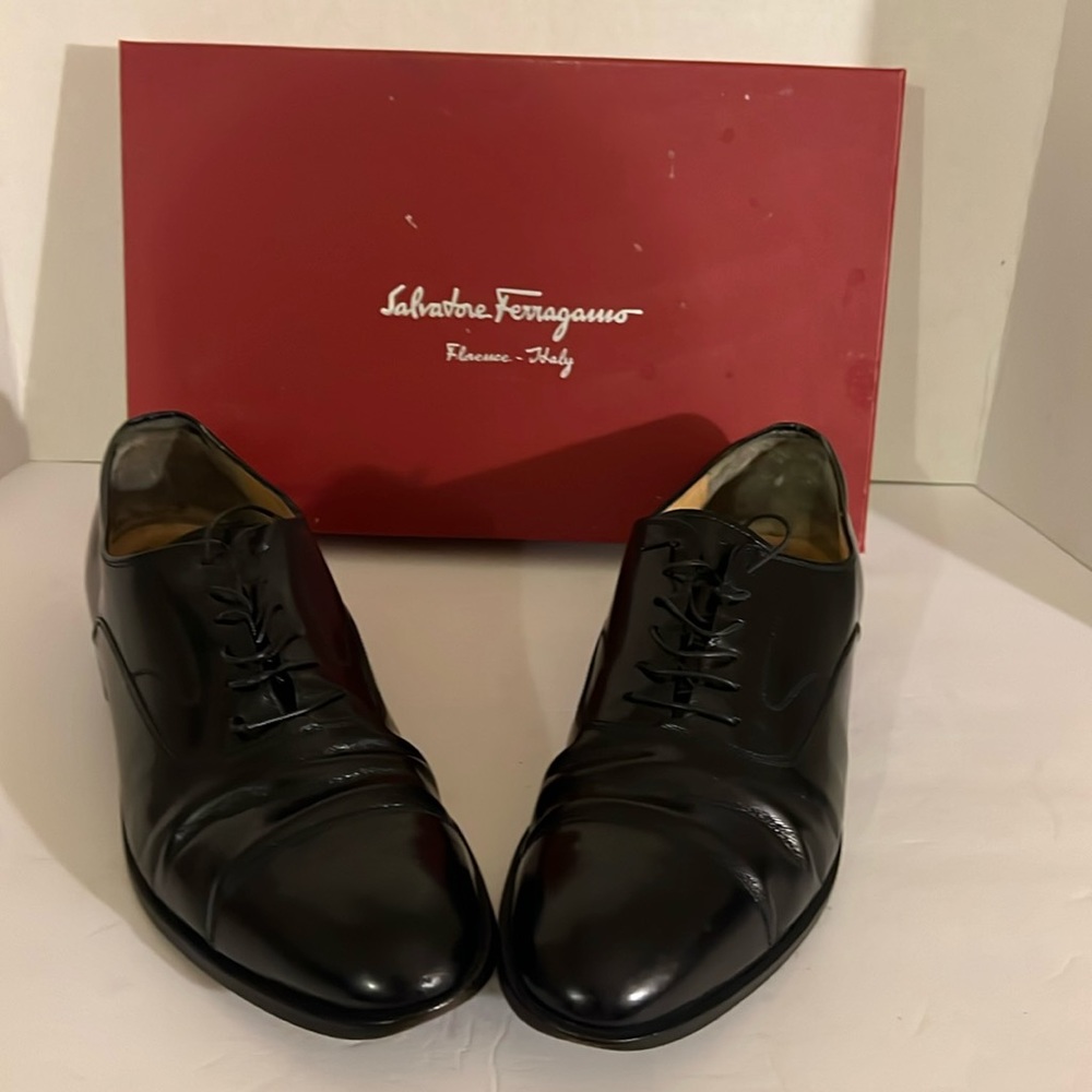 Black hard sole formal shoe lace Ferragamo
